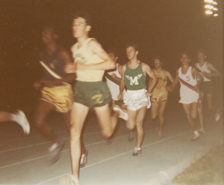 1971 State 2-Mile. Lap one.